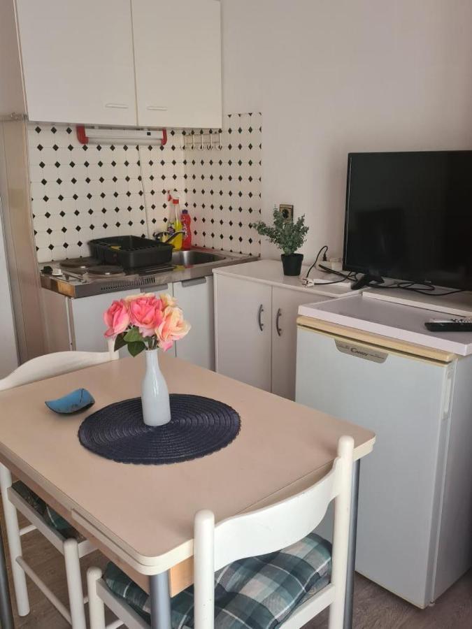 Apartments Triton Rogoznica  Ngoại thất bức ảnh